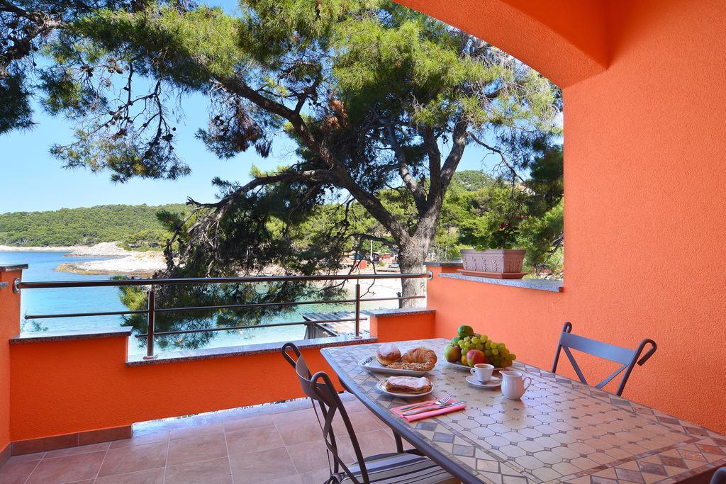 Apartments Juka Hvar Town Room photo