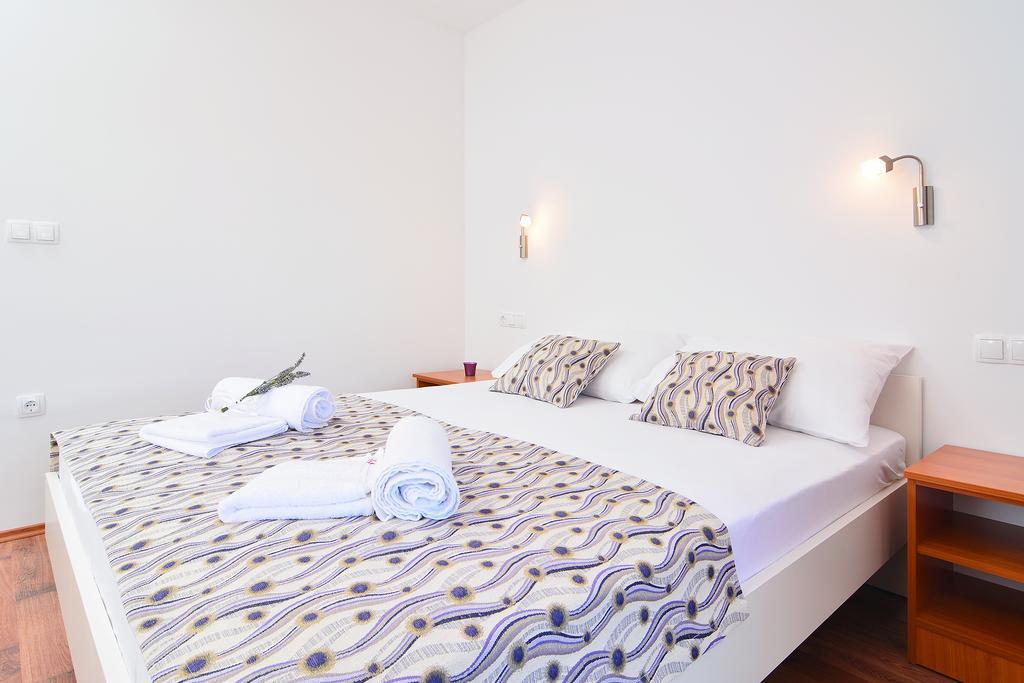 Apartments Juka Hvar Town Room photo