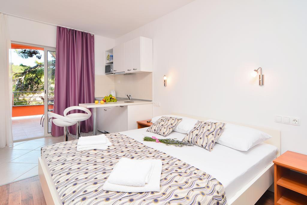 Apartments Juka Hvar Town Room photo