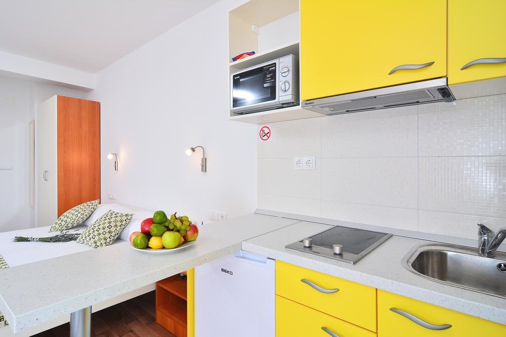 Apartments Juka Hvar Town Exterior photo